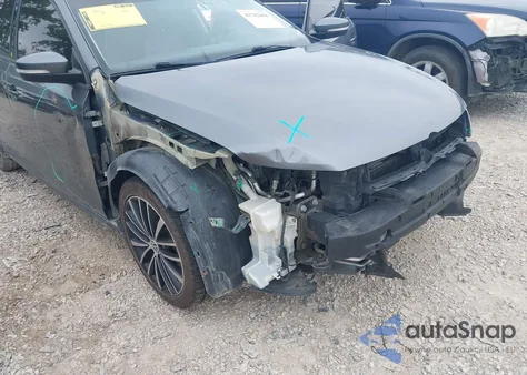 2014 Volkswagen Jetta 1.8T Se z USA, uszkodzony, nr VIN 3VWD07AJ5EM370069